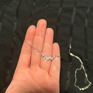 Necklace and bracelet set
